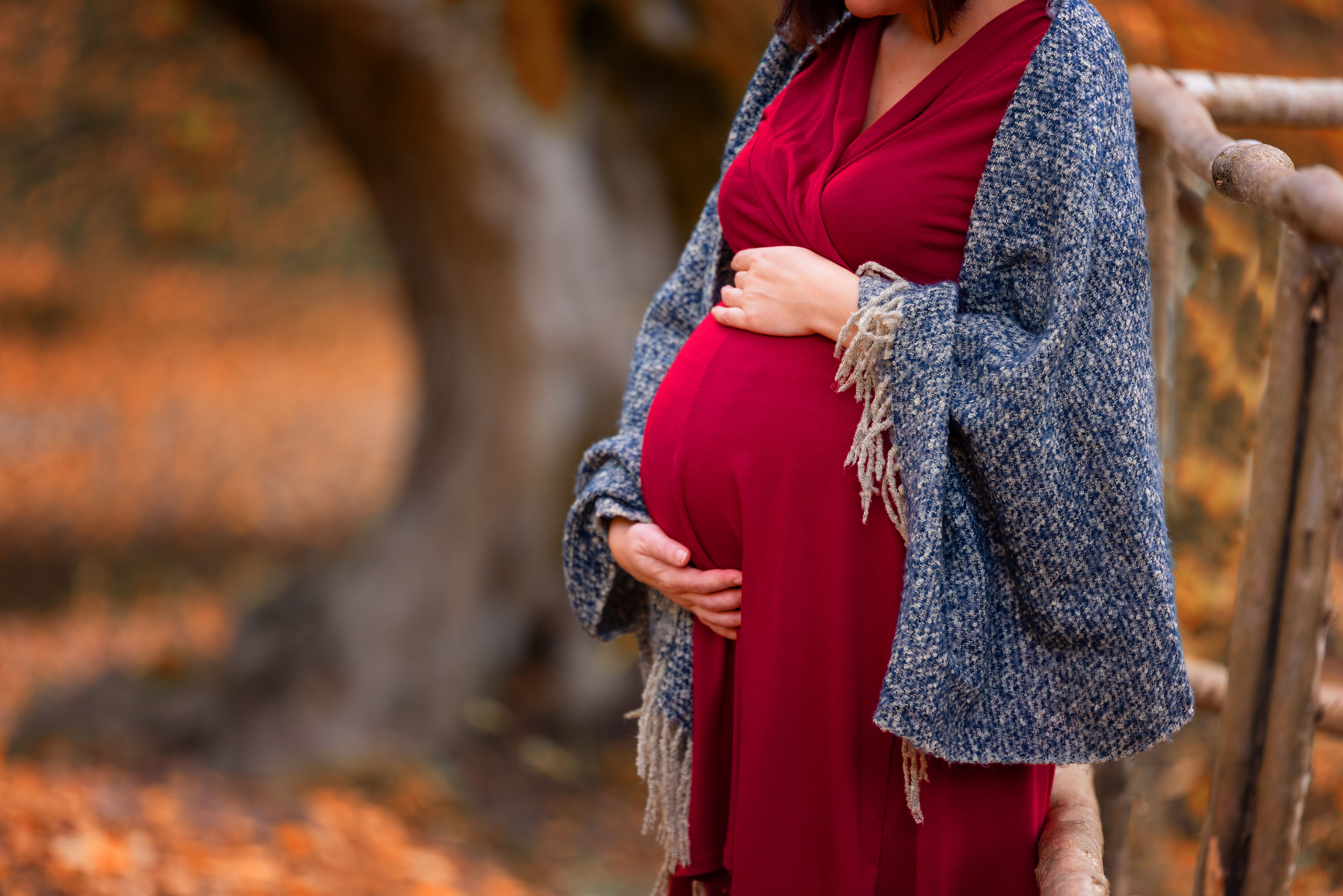 È vero che il cambiamento climatico può accorciare le gravidanze?